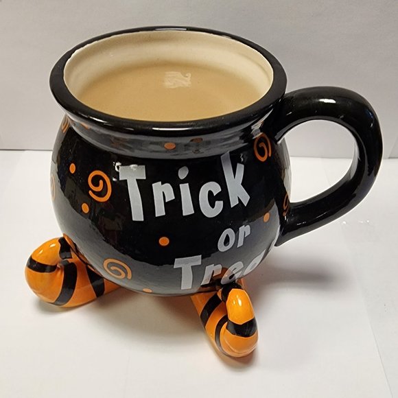 Trick or Treat Candy Cup - Picture 1 of 4